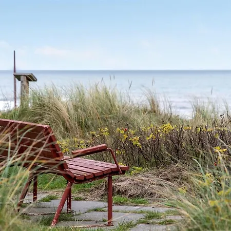 Fris - 100m From The Sea By Interhome