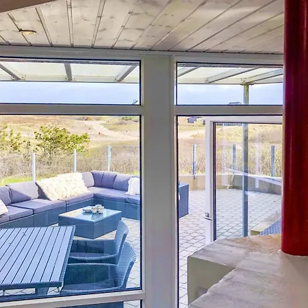Fris - 100m From The Sea By Interhome *