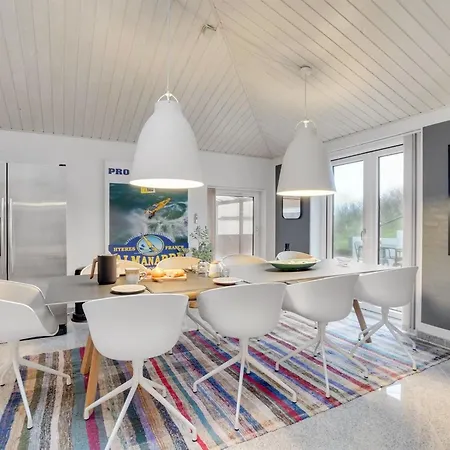 Fris - 100m From The Sea By Interhome Feriehus